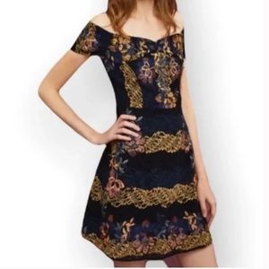 ❤️ANTHROPOLOGIE Foxiedox Dress Georgina Black Embroidered Flowers ❤️